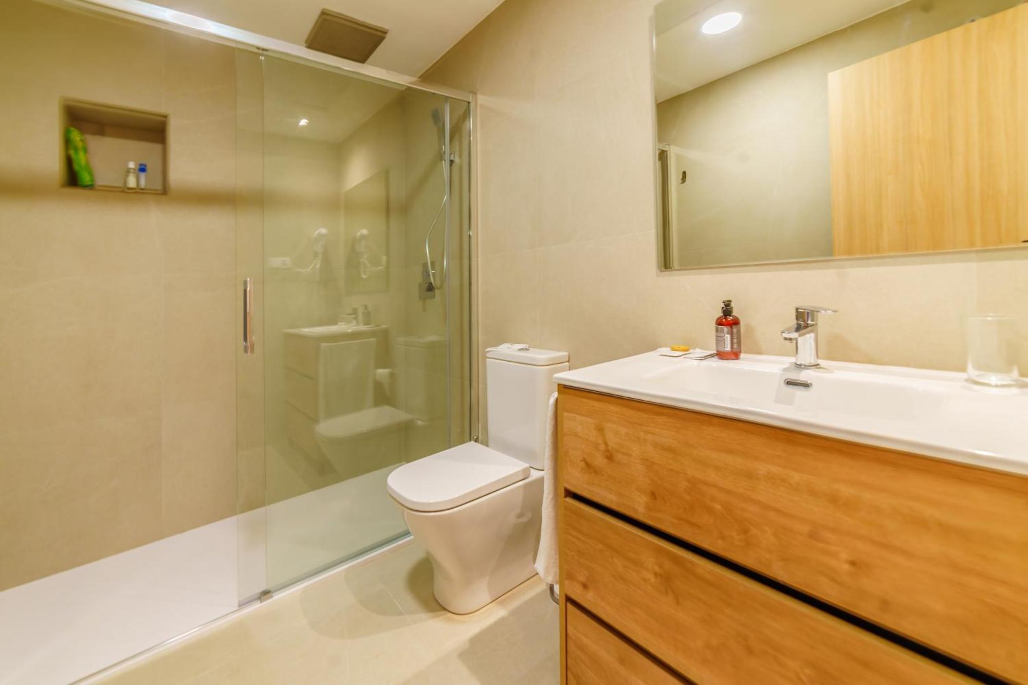 Astures Apartamentos Овьедо Экстерьер фото